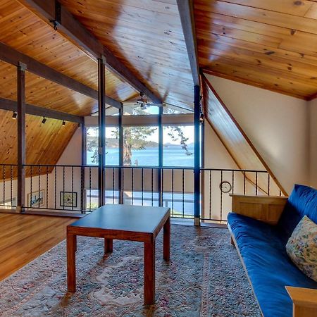 Lopez Island Hunter Bay Waterfront Home Exterior photo