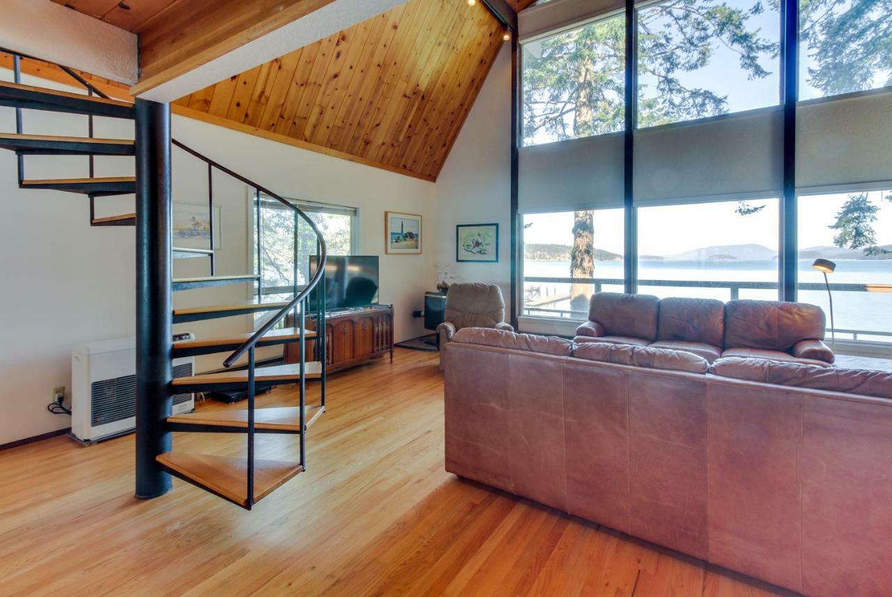 Lopez Island Hunter Bay Waterfront Home Exterior photo