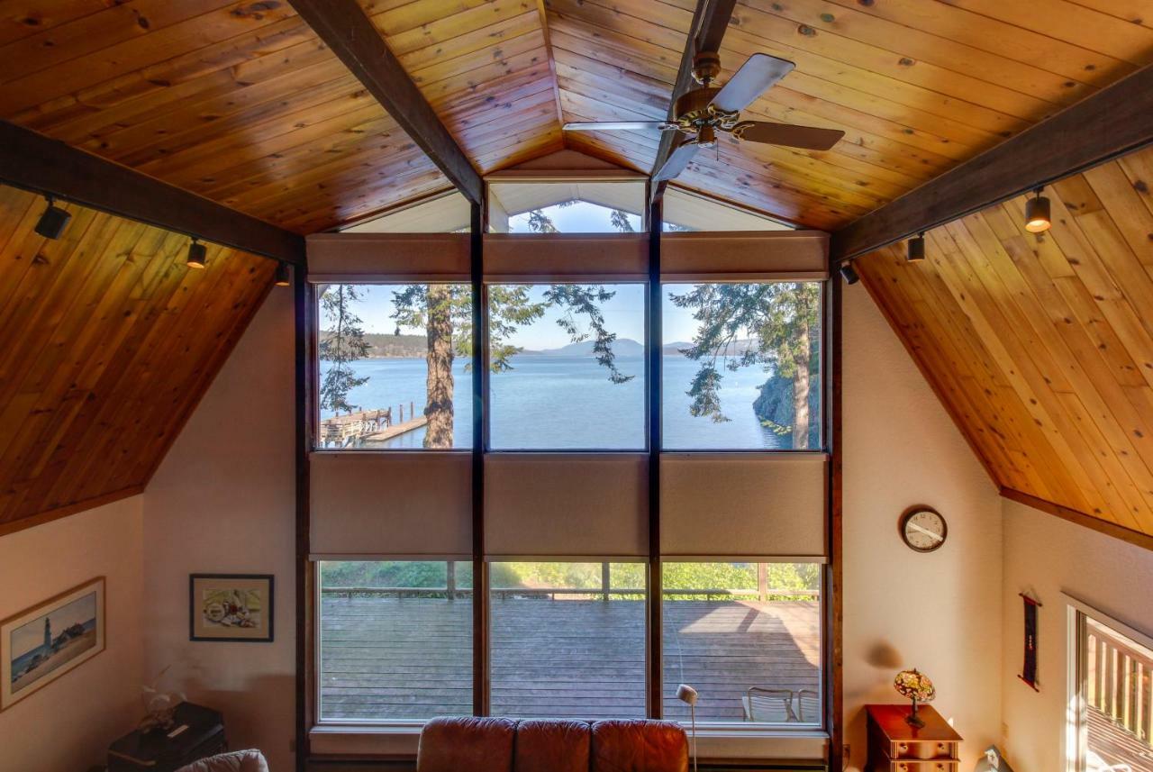 Lopez Island Hunter Bay Waterfront Home Exterior photo