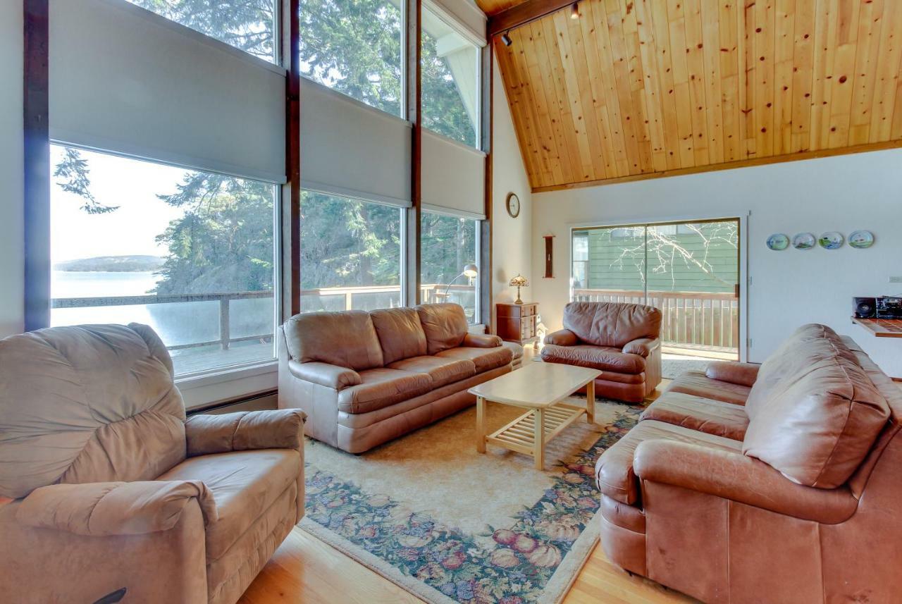 Lopez Island Hunter Bay Waterfront Home Exterior photo