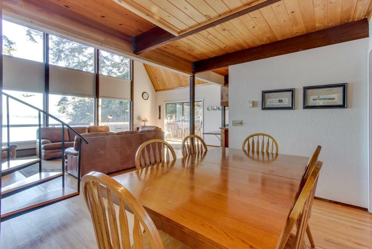 Lopez Island Hunter Bay Waterfront Home Exterior photo